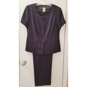 Vintage Women's Navy Blue Pants Suit